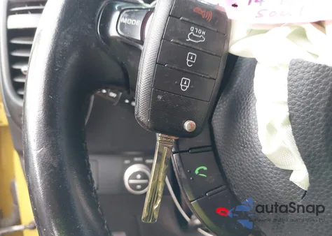 2014 Kia Soul ! from USA, damaged, VIN KNDJX3A5XE7017656